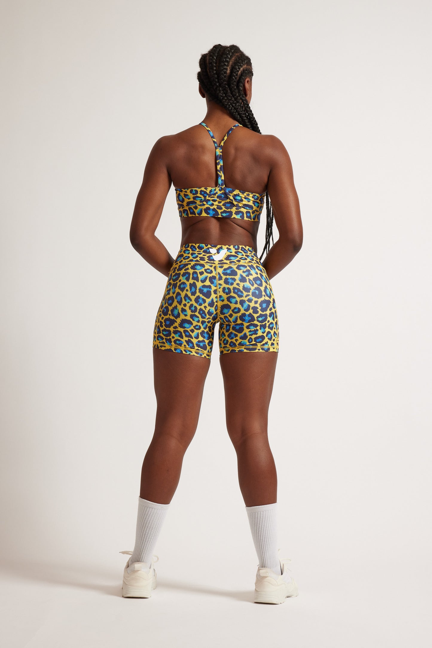 VOXY 5" Short (Savannah)