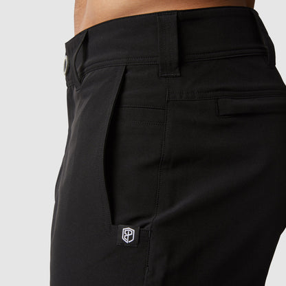 Delta Short 9" (Black)