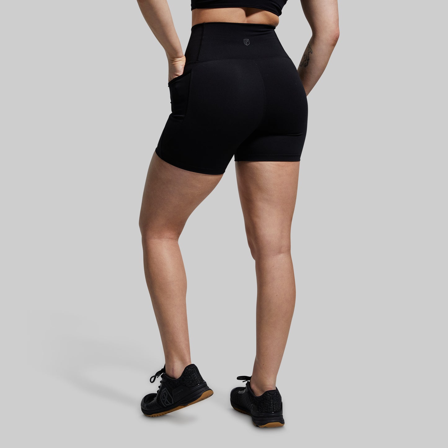 Eccentric Short (Black)